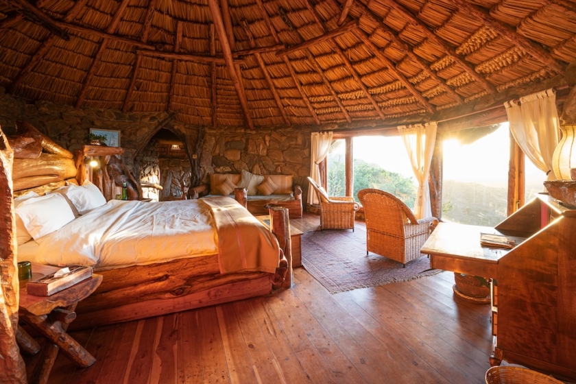 OM LODGE_RoomTwo